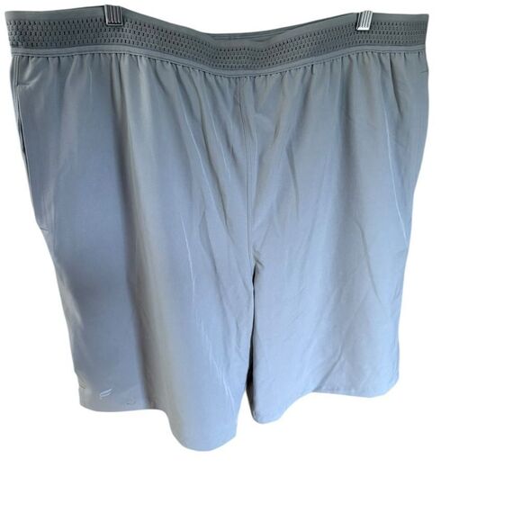 NWT Fabletics 9" Fundamental Short in Mineral Gray Size XXL - Picture 4 of 6